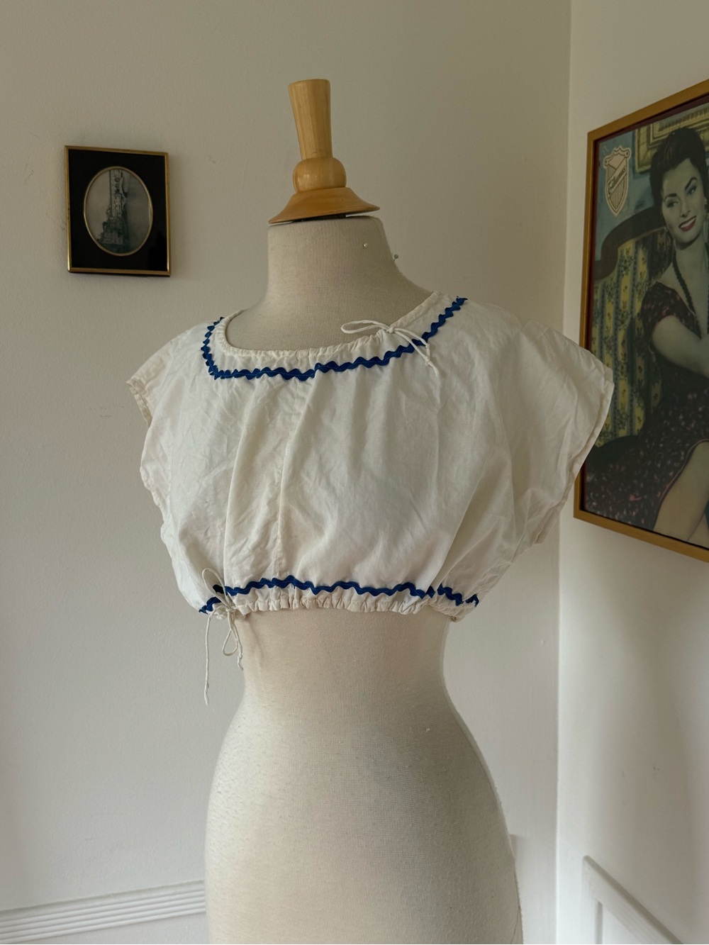 Vintage Cotton Cropped Peasant Top